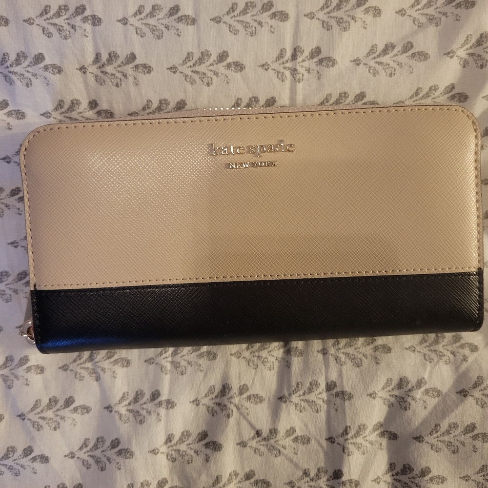 Kate Spade Continental Wallet